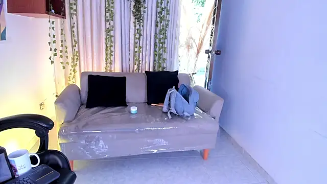 SarahLynn7 online show from March 2026 06:02:01 PM