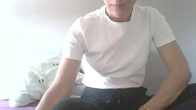 Valentinette online show from March 2026 02:09:01 PM