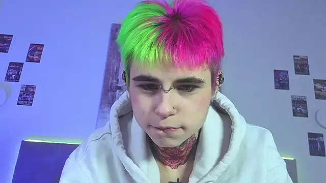 Alex Vallley online show from October 2025 08:28:01 PM