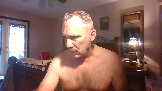 Snapshot of HunkofRock chatting on March 2025 07:57:02 PM HunkofRock online show from March 2025 07:57:02 PM