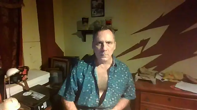 Snapshot of HunkofRock chatting on February 2026 09:58:01 AM HunkofRock online show from February 2026 09:58:01 AM