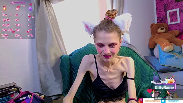 Snapshot of KittyRaine chatting on May 2026 08:52:01 AM KittyRaine online show from May 2026 08:52:01 AM