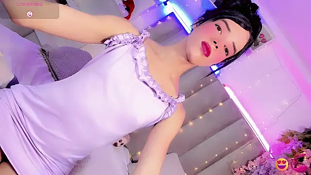 Snapshot of Nina_Keyli chatting on June 2026 09:04:01 PM Nina Keyli online show from June 2026 09:04:01 PM