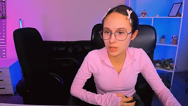 Snapshot of mona_cloud chatting on November 2025 12:16:02 AM mona cloud online show from November 2025 12:16:02 AM