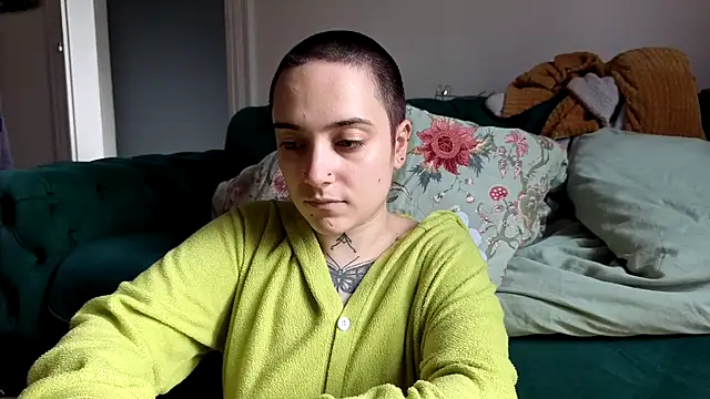 OllympeKaii online show from November 2025 12:49:02 PM