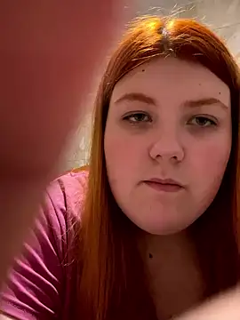 Snapshot of Dreamy_Desire chatting on March 2025 07:49:01 PM Dreamy Desire online show from March 2025 07:49:01 PM