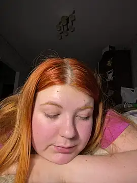 Snapshot of Dreamy_Desire chatting on March 2025 08:50:02 PM Dreamy Desire online show from March 2025 08:50:02 PM