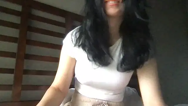 Snapshot of CoffeeM8te chatting on March 2025 12:31:01 AM CoffeeM8te online show from March 2025 12:31:01 AM