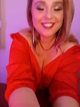 Juicy PeachLux online show from March 2025 06:37:01 PM