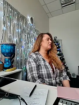 Juicy PeachLux online show from January 2026 07:34:01 AM