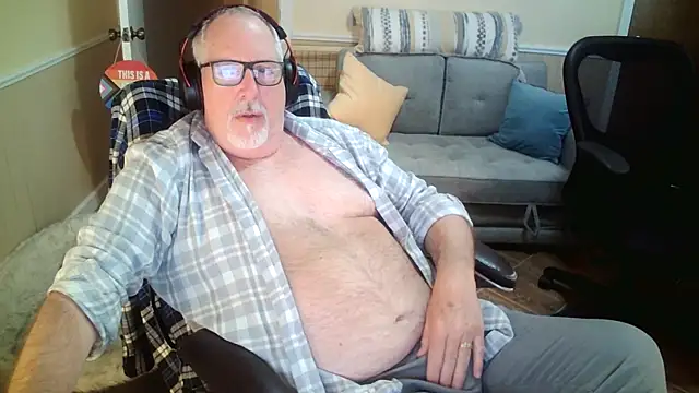 superbearboss online show from April 2026 10:43:01 PM