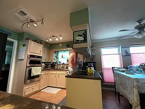 superbearboss online show from July 2026 02:34:02 PM
