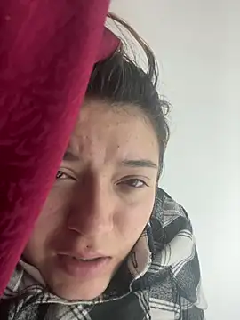 Karina Leon online show from April 2026 07:32:01 PM