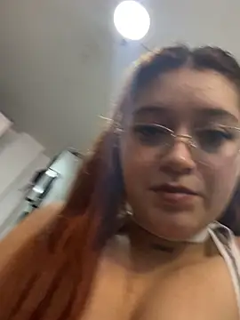 Karina Leon online show from June 2026 10:04:02 PM