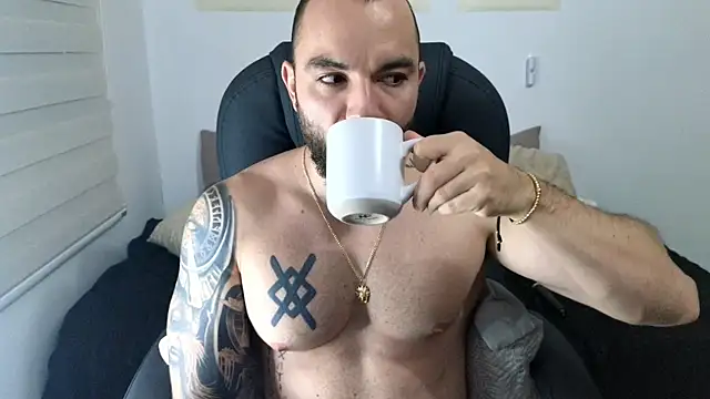 Isaac Carter online show from November 2025 11:01:02 AM