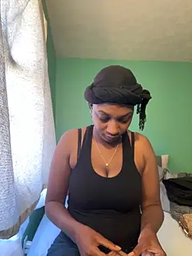 Snapshot of Dymmmm chatting on March 2025 07:48:02 PM Dymmmm online show from March 2025 07:48:02 PM