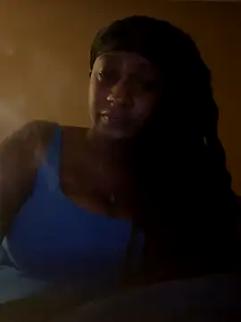 Snapshot of Dymmmm chatting on October 2025 11:49:02 PM Dymmmm online show from October 2025 11:49:02 PM