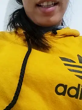 saraaxx1 online show from November 2025 09:25:01 AM