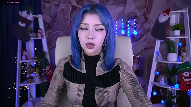 SelenaIris online show from December 2025 09:12:02 PM