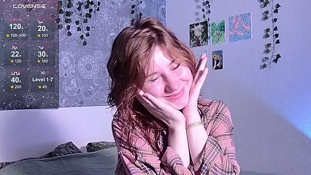 Snapshot of Cute_Cate404 chatting on October 2025 02:52:01 AM Cute Cate404 online show from October 2025 02:52:01 AM