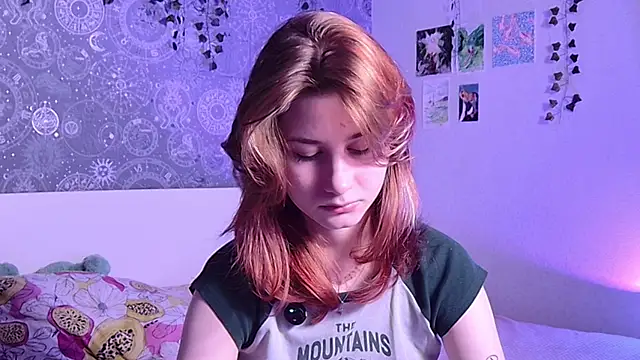 Snapshot of Cute_Cate404 chatting on November 2025 02:54:02 AM Cute Cate404 online show from November 2025 02:54:02 AM