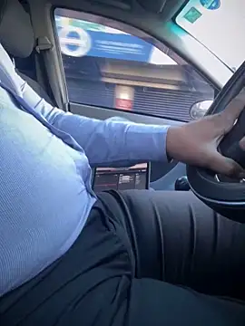 dam-her-boy online show from October 2025 02:20:01 AM