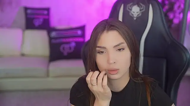 Snapshot of Billie054 chatting on December 2025 07:57:02 AM Billie054 online show from December 2025 07:57:02 AM