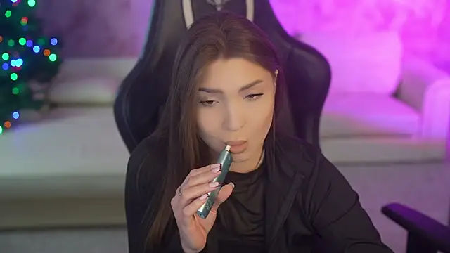 Snapshot of Billie054 chatting on December 2025 07:47:02 AM Billie054 online show from December 2025 07:47:02 AM