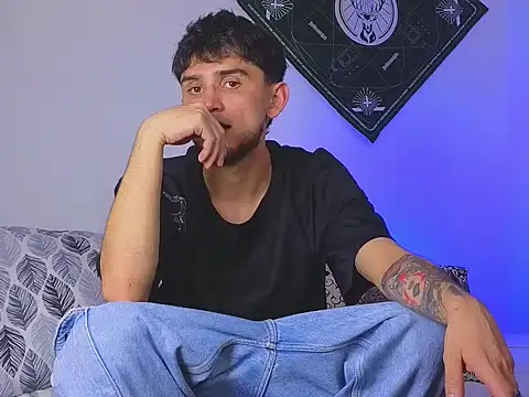 samevansx  online show from November 2025 07:56:02 PM