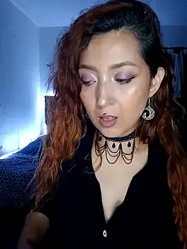 Luz delunaa online show from March 2025 11:38:02 PM