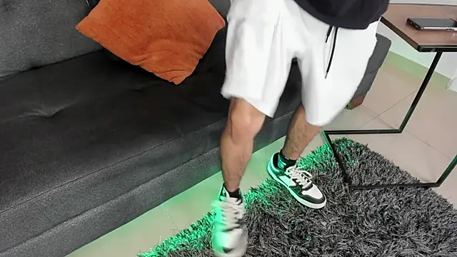 troy rouge online show from March 2025 07:15:01 PM