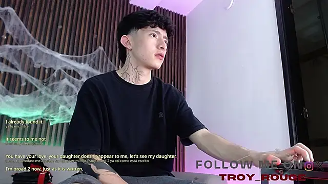 troy rouge online show from October 2025 07:19:02 PM