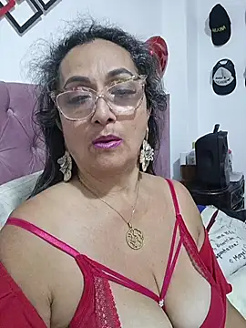 AlessandraLeroy online show from April 2026 03:33:01 AM