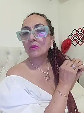 AlessandraLeroy online show from July 2026 12:39:01 AM