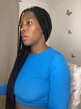 Nahomy gree online show from October 2025 06:11:02 AM