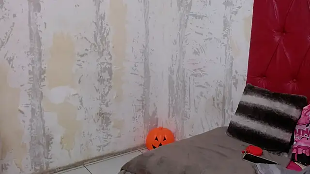 BondiBitch online show from December 2025 08:40:01 PM