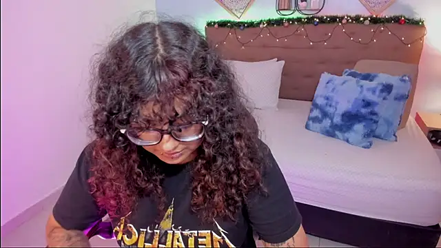  Lilly miller online show from December 2025 07:45:02 PM