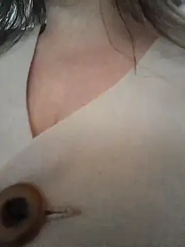 Luna-nevada online show from October 2025 07:19:02 PM