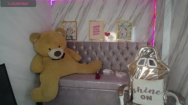  wendy b online show from March 2025 02:01:02 AM