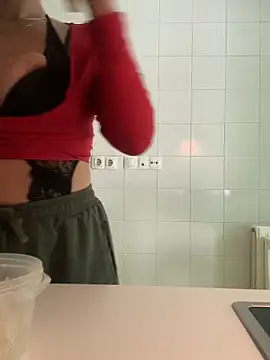 Hannah Kiim online show from April 2026 11:30:02 AM