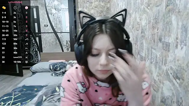 Snapshot of RendyDow chatting on November 2025 08:20:02 AM RendyDow online show from November 2025 08:20:02 AM