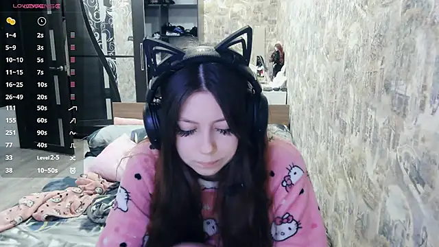 Snapshot of RendyDow chatting on November 2025 08:04:01 AM RendyDow online show from November 2025 08:04:01 AM