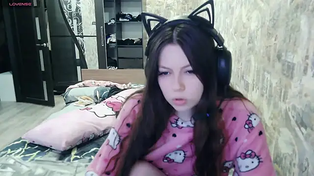 Snapshot of RendyDow chatting on November 2025 08:27:01 AM RendyDow online show from November 2025 08:27:01 AM