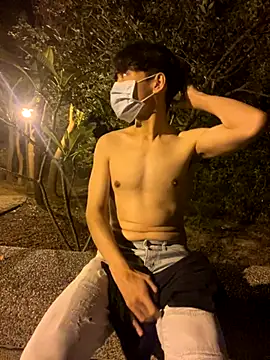 chipboo online show from September 2025 12:15:01 PM