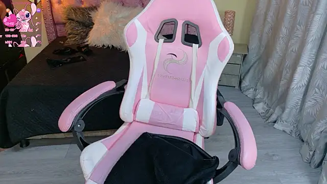 Snapshot of sweet__thang chatting on November 2025 05:08:02 AM sweet thang online show from November 2025 05:08:02 AM