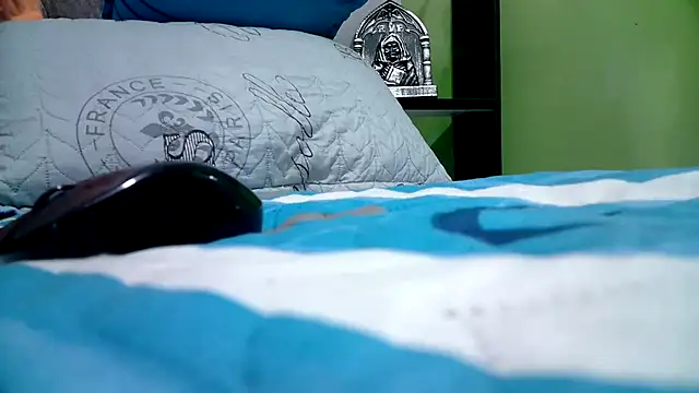 ANA-BULLOCK- online show from October 2025 12:42:02 PM