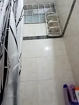 DaphneRosses online show from February 2026 02:11:02 PM