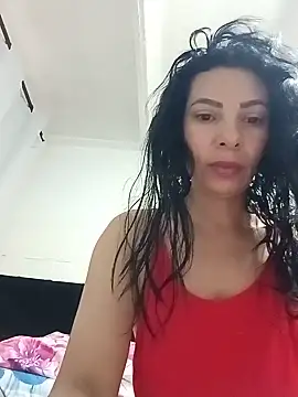 DaphneRosses online show from June 2026 01:45:02 PM