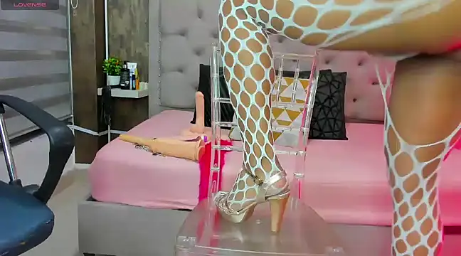 goldilockss15 online show from March 2025 06:47:01 AM