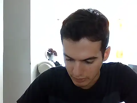 Snapshot of Thiagobb7 chatting on September 2025 09:49:02 PM Thiagobb7 online show from September 2025 09:49:02 PM